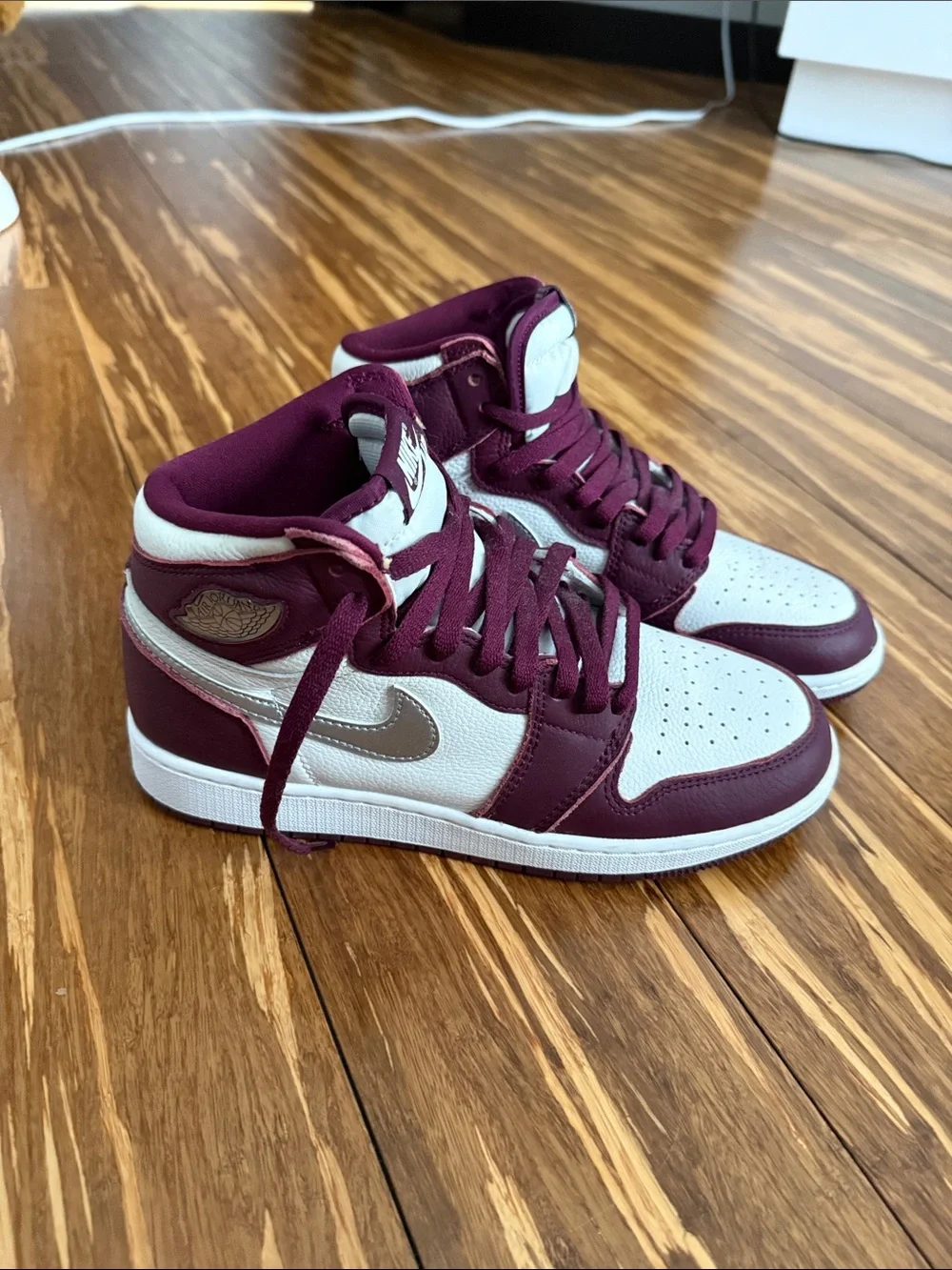 Air Jordan 1 Retro High OG 'Bordeaux'